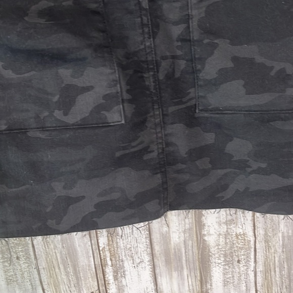 Camo Overalls - Picture 4 of 4